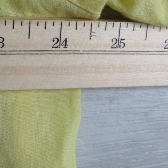 Chico's* Women's Long Tab Sleeve Button Down Curved Hem Shirt~ Size 3 - Picture 7 of 9